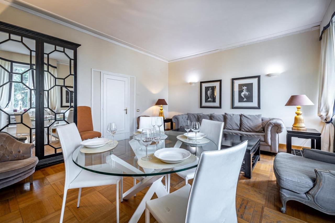 Yid D'Azeglio Luxury Apartment With Parking Firenze Bagian luar foto