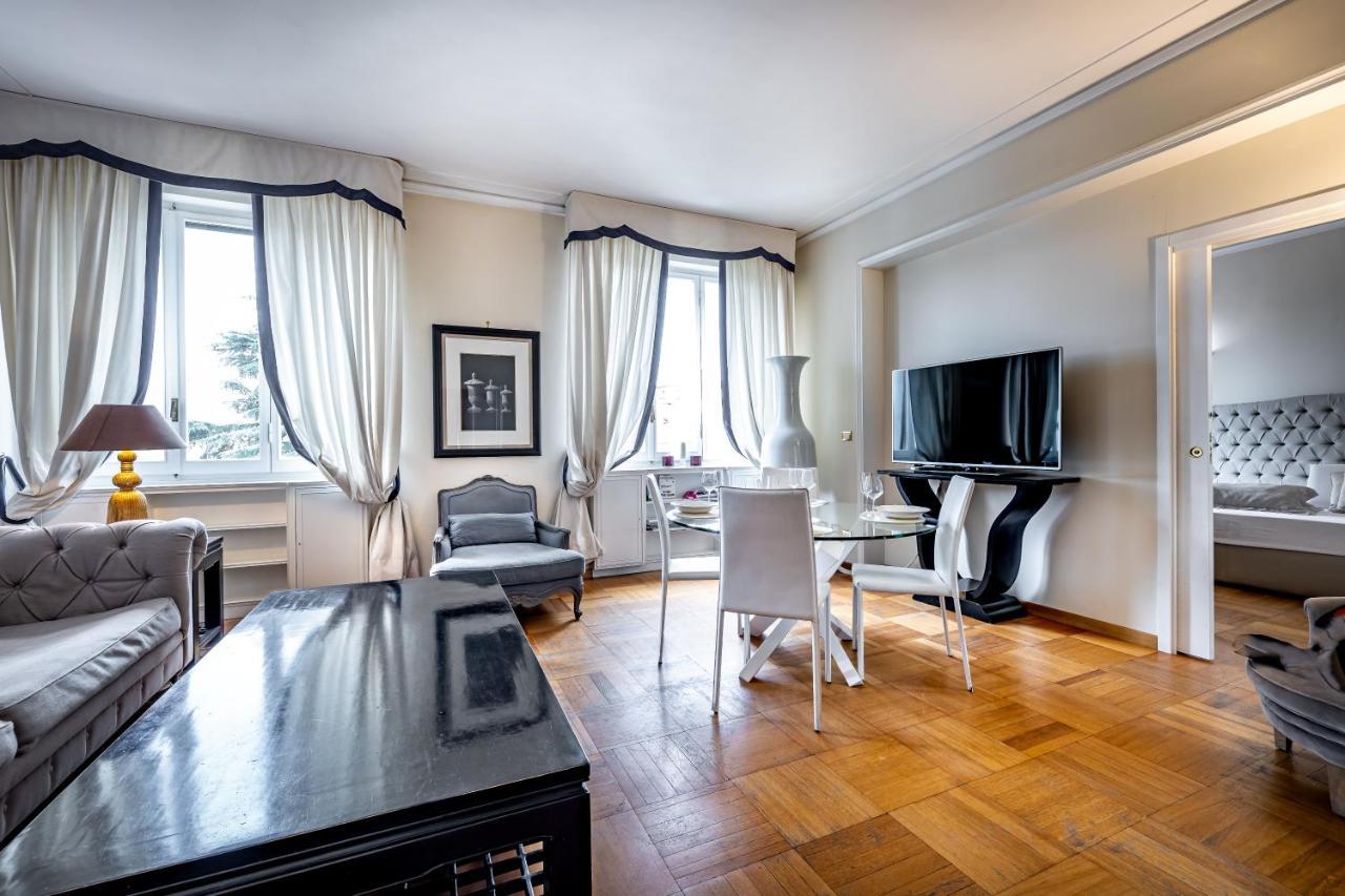 Yid D'Azeglio Luxury Apartment With Parking Firenze Bagian luar foto