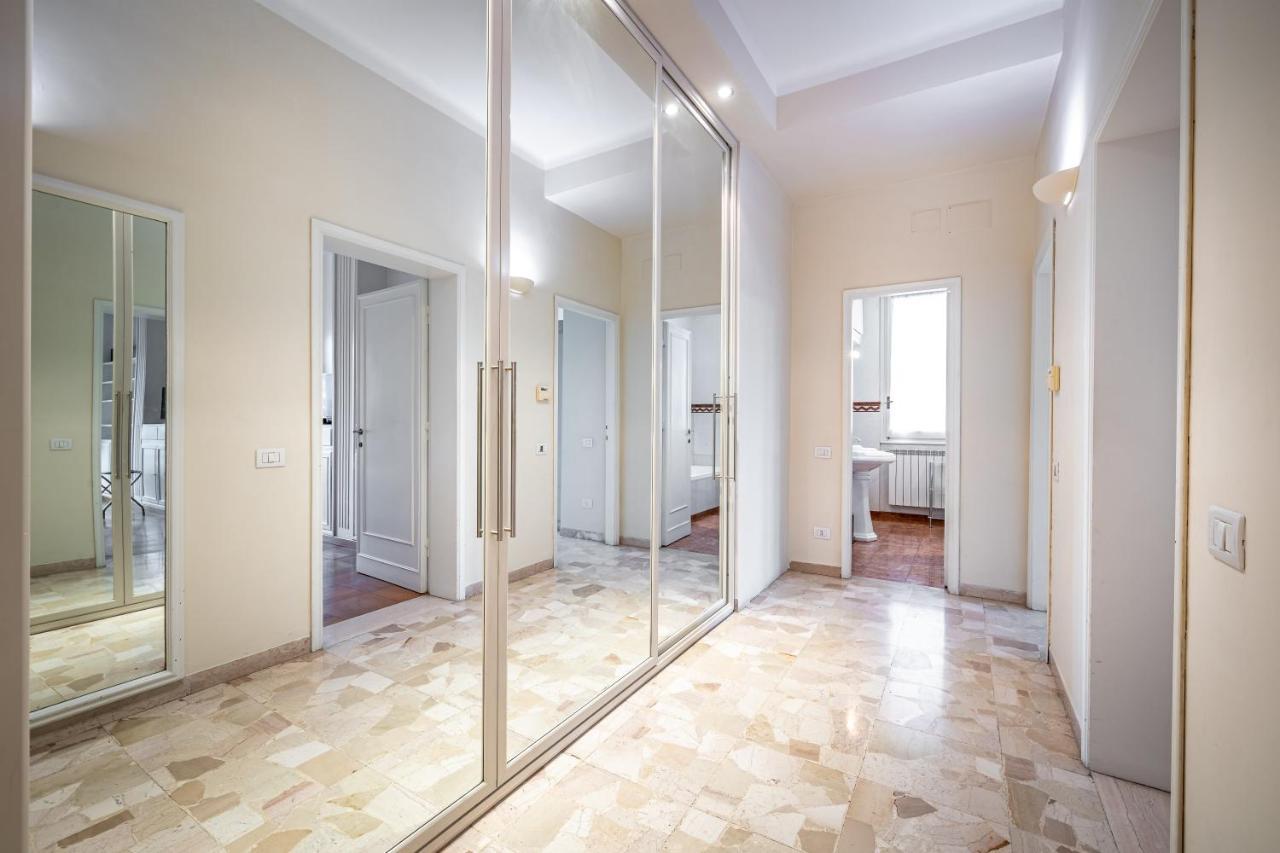 Yid D'Azeglio Luxury Apartment With Parking Firenze Bagian luar foto