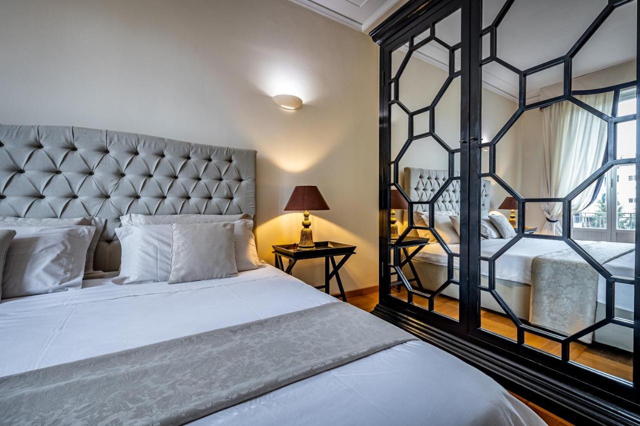 Yid D'Azeglio Luxury Apartment With Parking Firenze Bagian luar foto