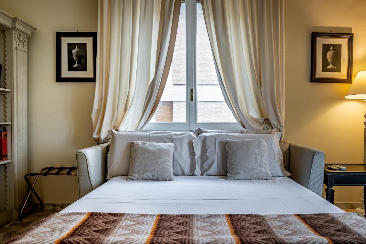 Yid D'Azeglio Luxury Apartment With Parking Firenze Bagian luar foto