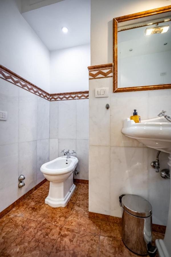 Yid D'Azeglio Luxury Apartment With Parking Firenze Bagian luar foto
