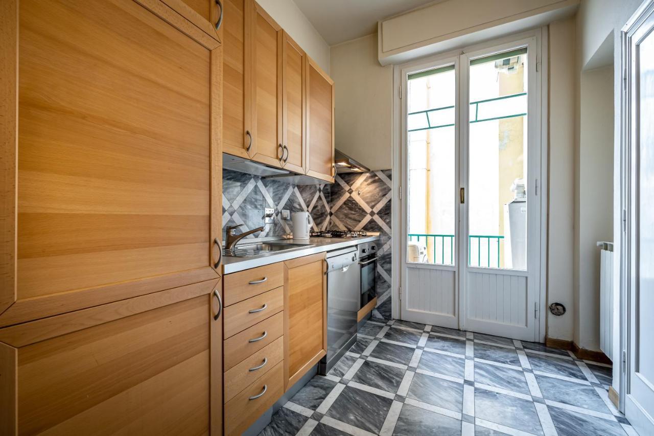 Yid D'Azeglio Luxury Apartment With Parking Firenze Bagian luar foto