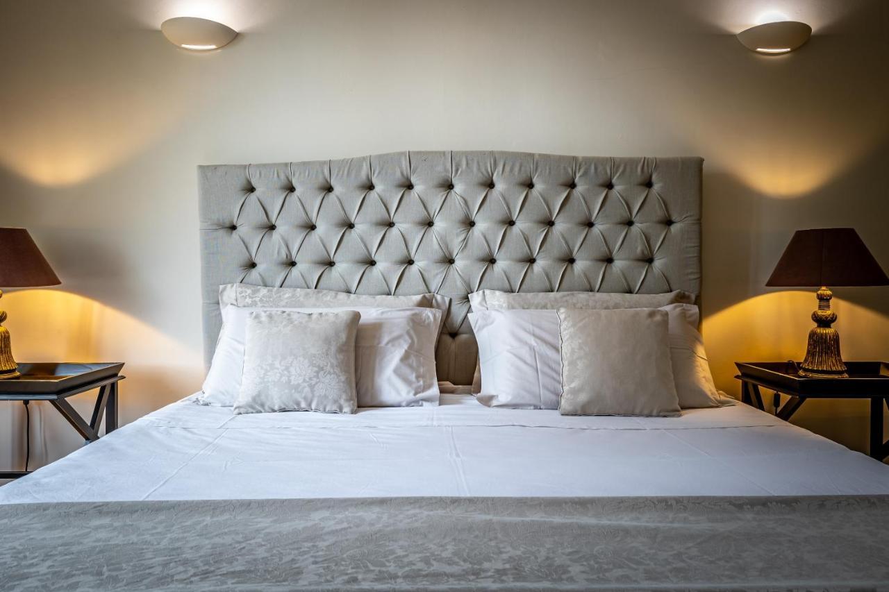 Yid D'Azeglio Luxury Apartment With Parking Firenze Bagian luar foto